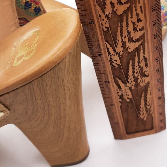 Gianni Bini Embroidered Mandala Faux Wood Clog Platform Sandals SZ 8.5 - Picture 16 of 16